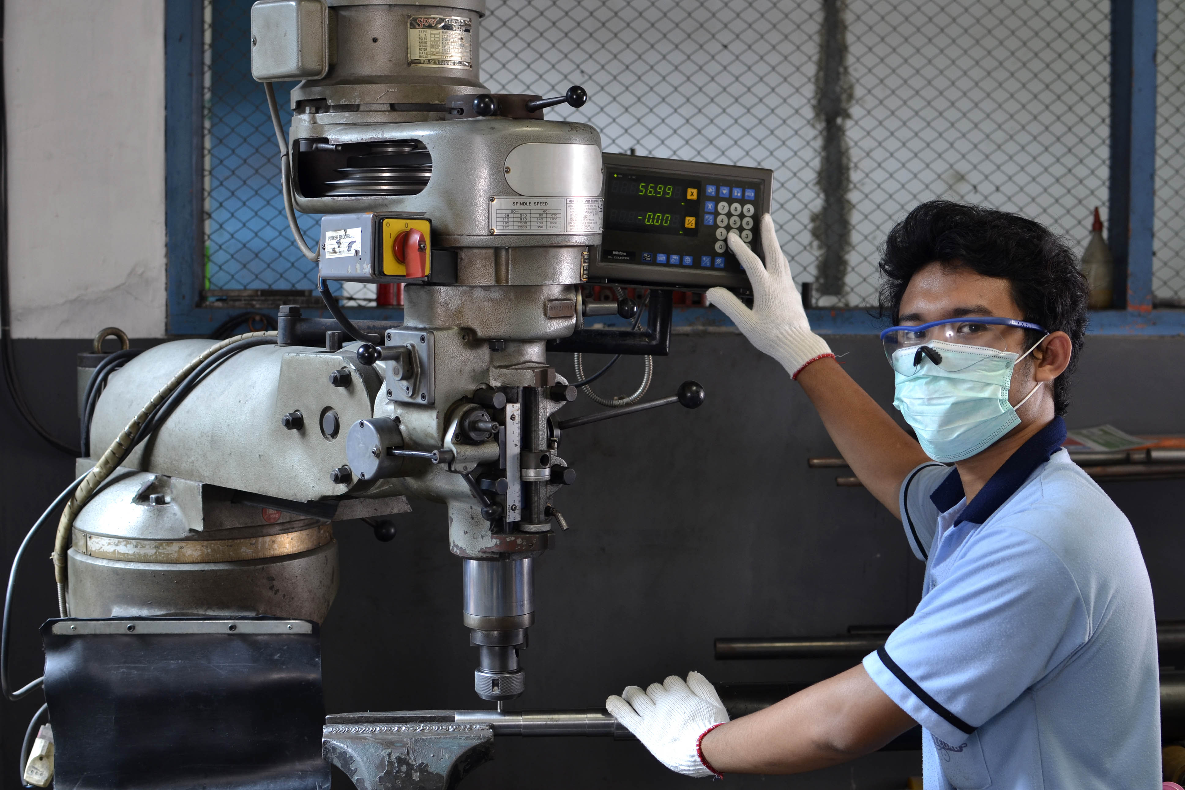 Tensile test at Ustegra's internal lab