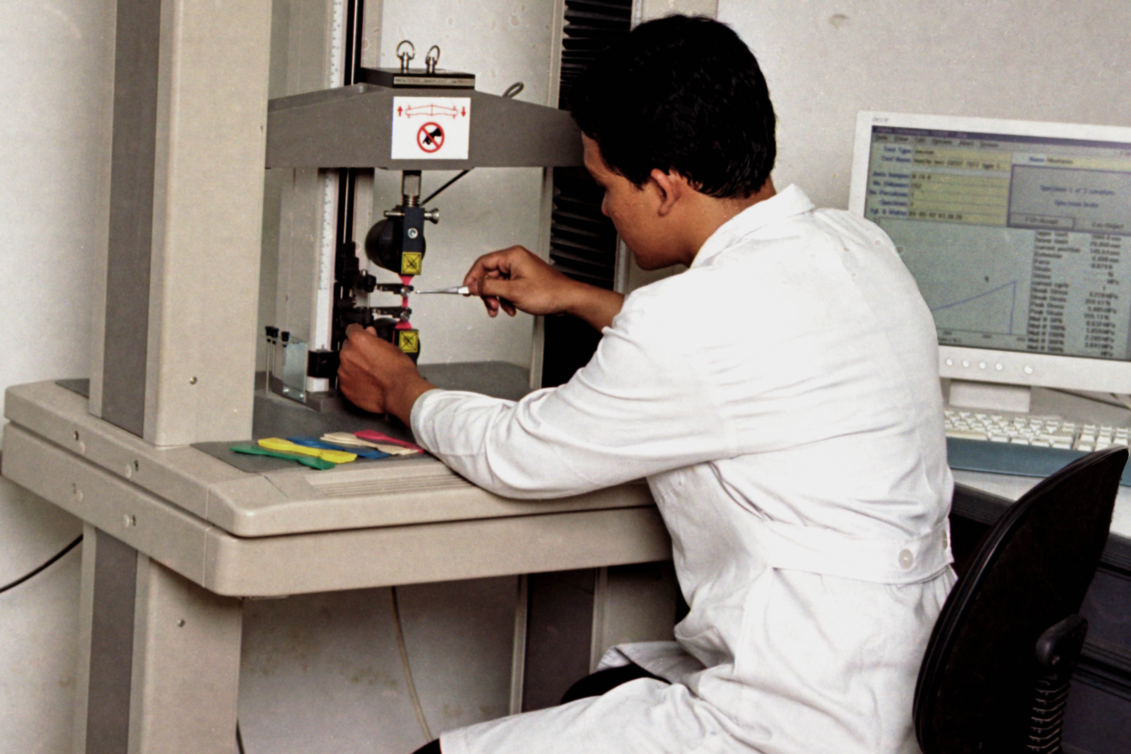 Tensile test at Ustegra's internal lab